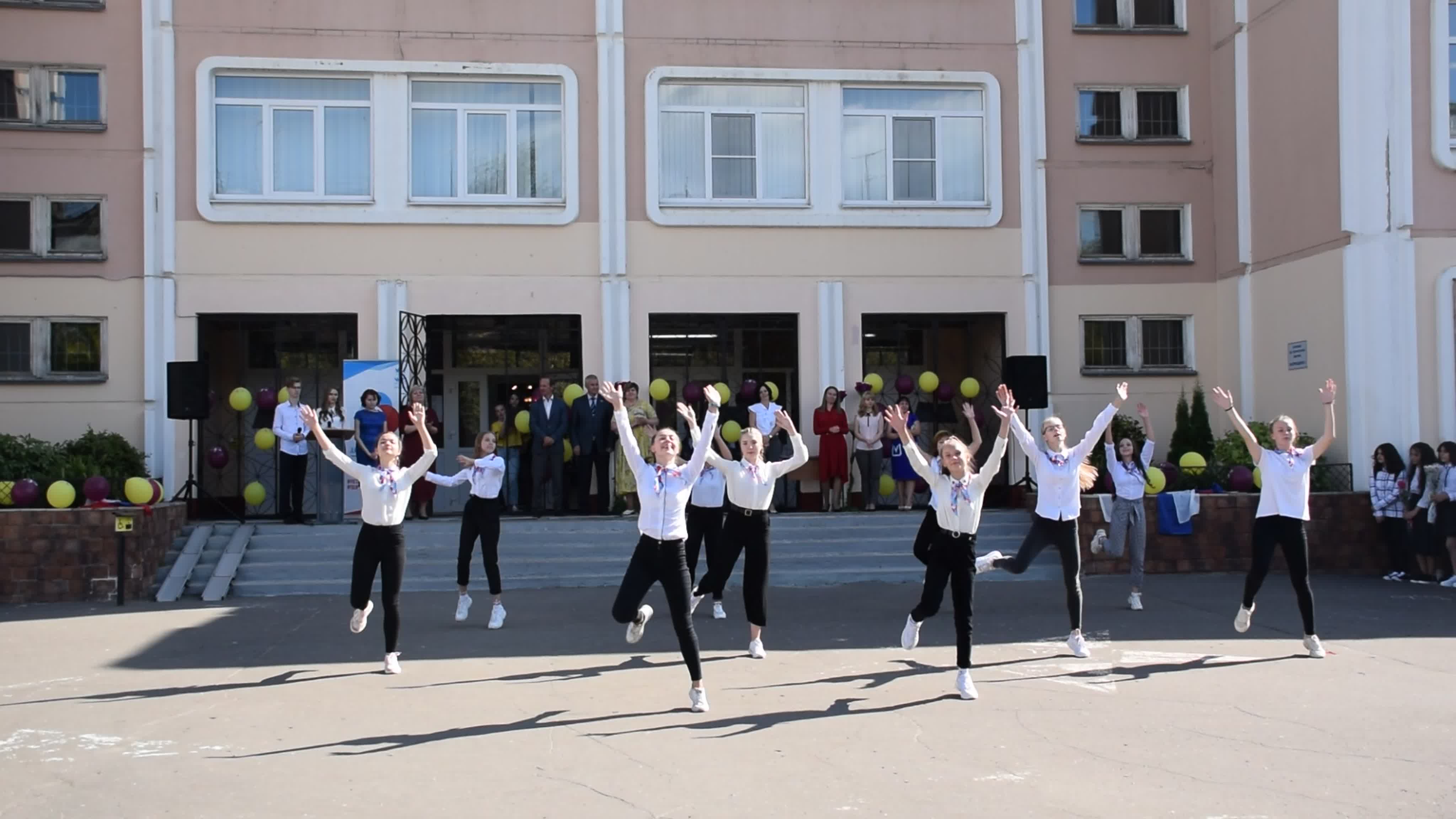 Торжественная линейка. 1 сентября 2019