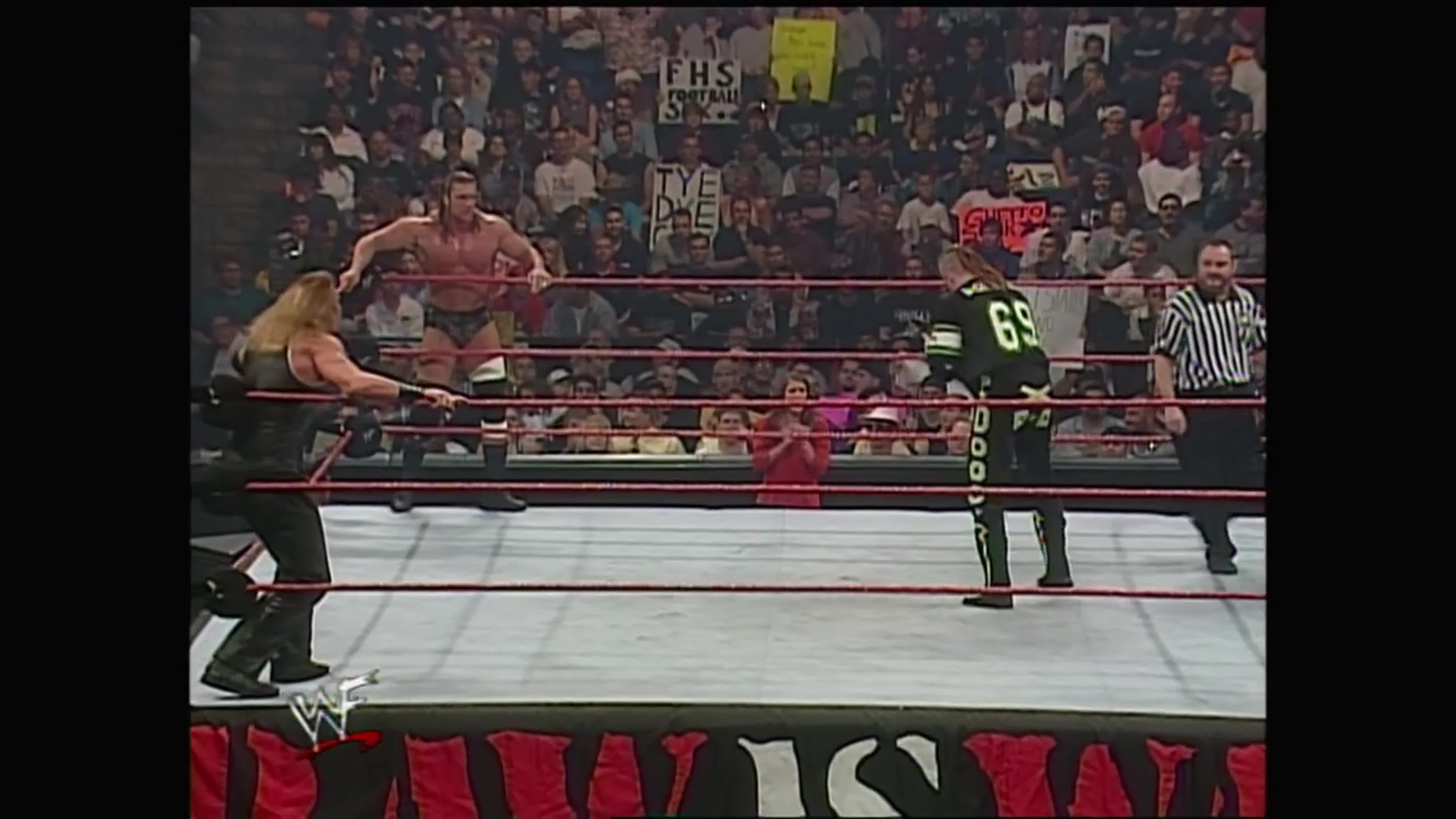 Raw 1999