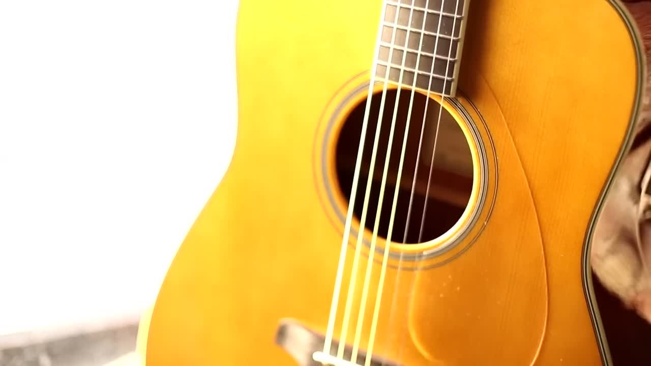 Обзоры гитар и оборудования