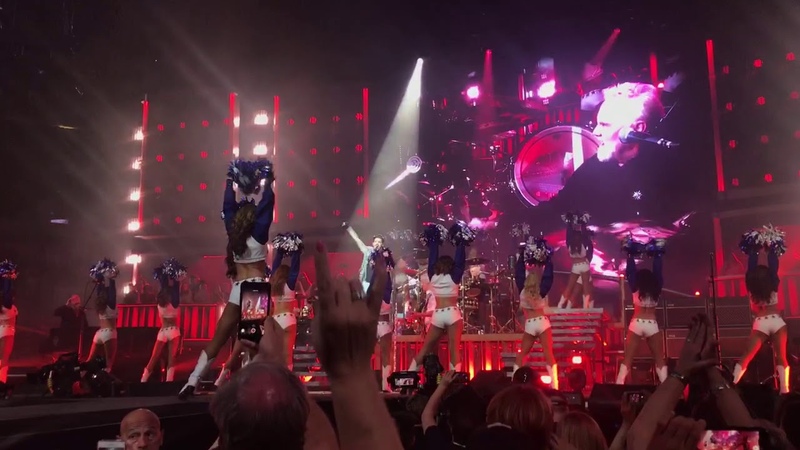 7. Q+AL: "American Airlines Center", Dallas, Texas, USA, 23.07.2019