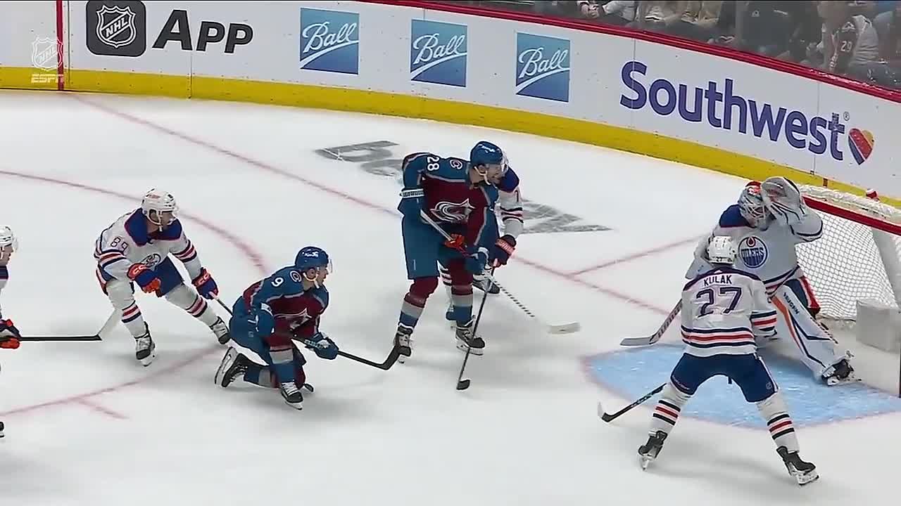 Шайбы хоккеистов "Колорадо" 2023/24 (регулярка)