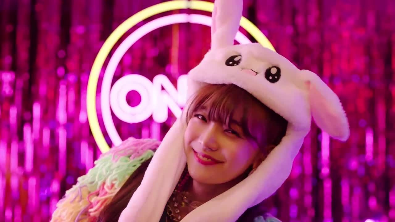 EVERGLOW (에버글로우)