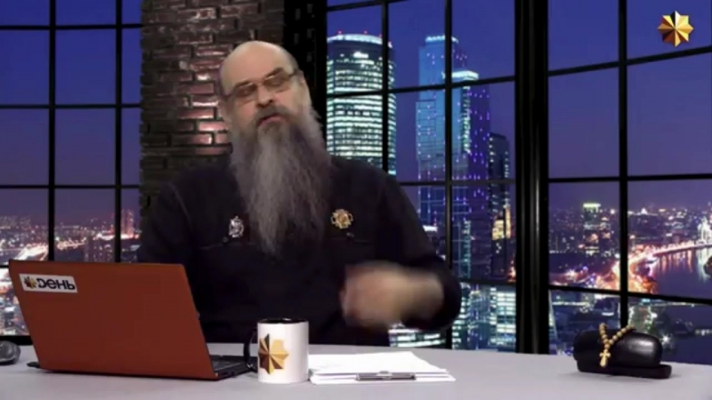 На чужой роток, не накинешь платок