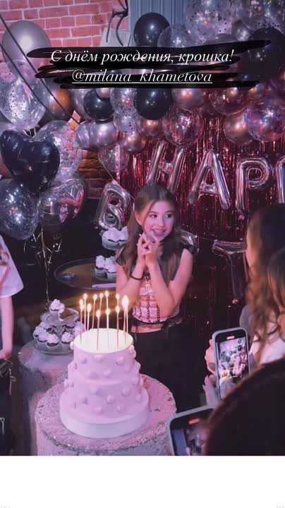 From _kris_zzzz's Instagram