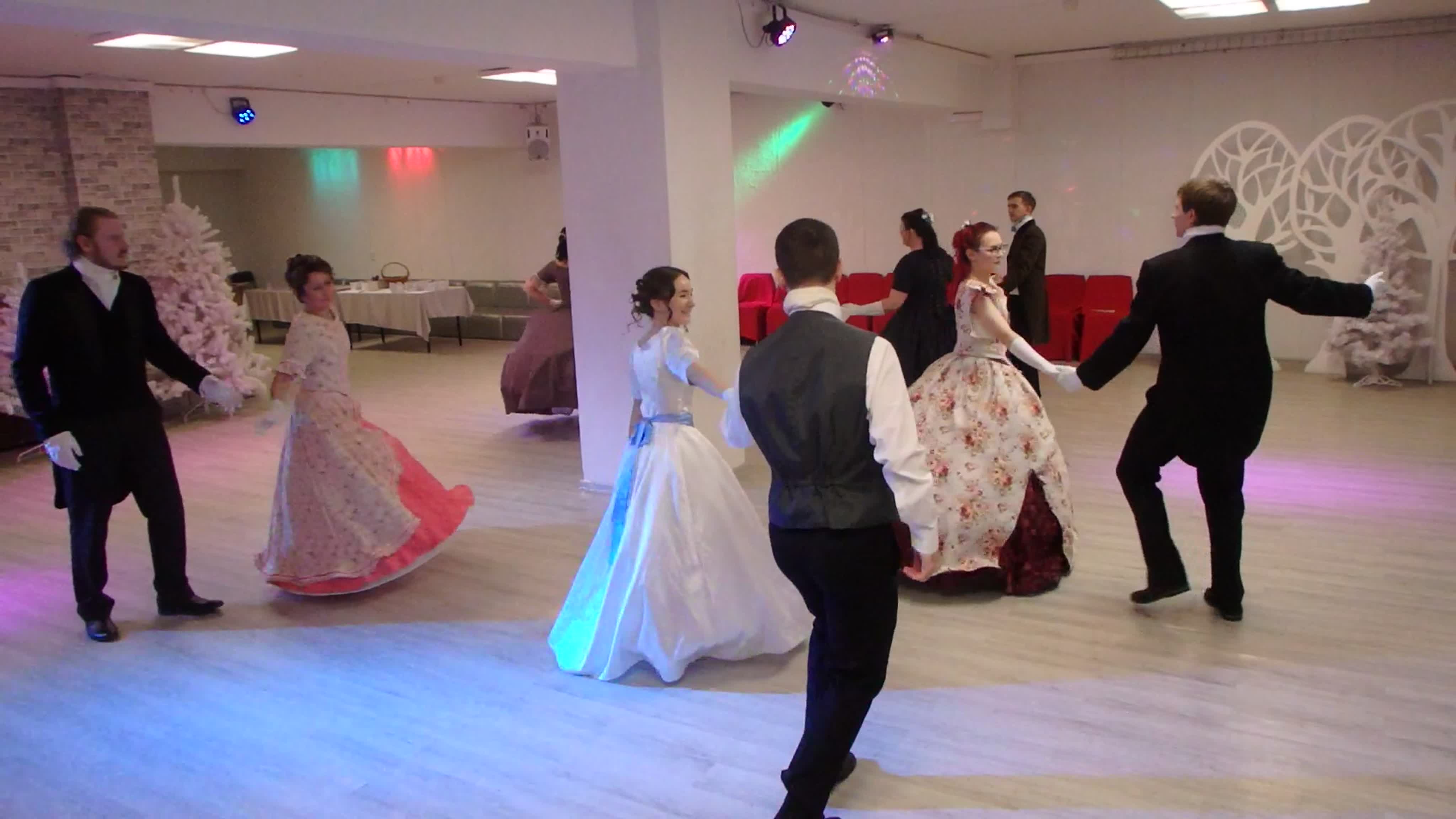 ПРЕДНОВОГОДНИЙ ТАНЦЕВАЛЬНЫЙ ВЕЧЕР "СТУДЕНЧЕСКОГО БАЛА" 26 ДЕКАБРЯ 2020.