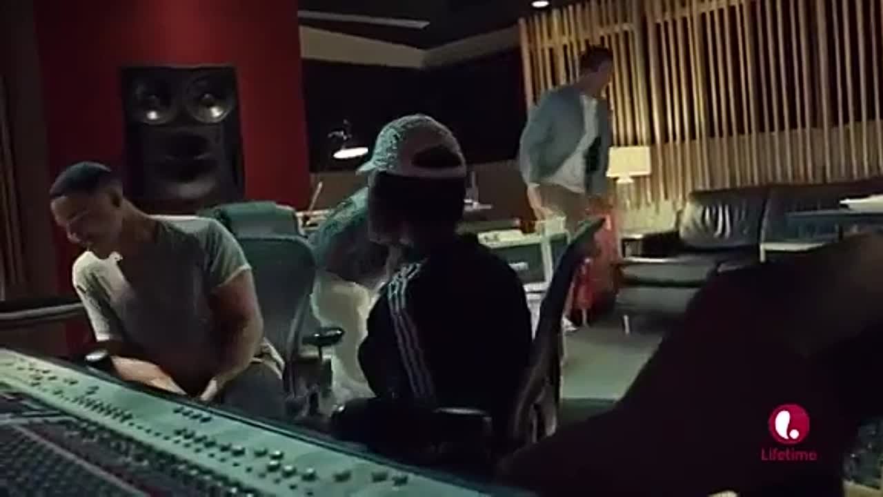 Фильм Aaliyah (кинокомпания Lifetime) [2014]