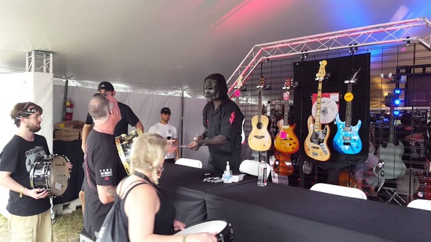 Slipknot - Louder Than Life (02.10.2016)