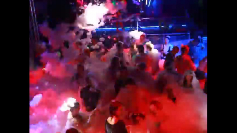 Пенная вечеринка Паутина