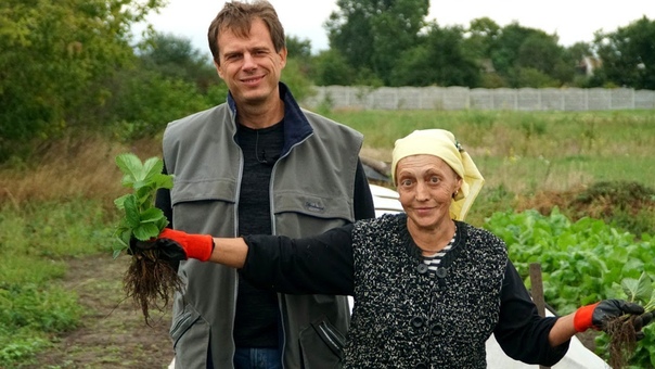 Сама садик я садила...