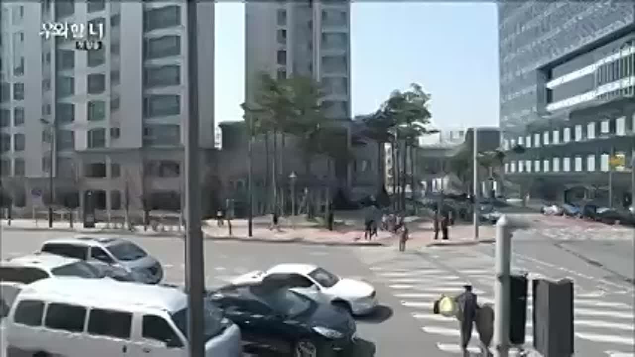 She is Wow   ( #OhHyunKyung - #ParkSungWoong - #JungJinYoung )