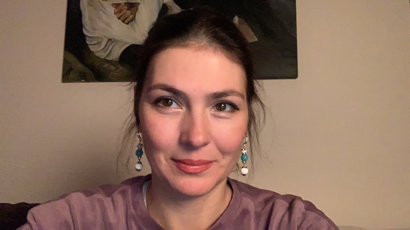 аННА ВЕГДАШ