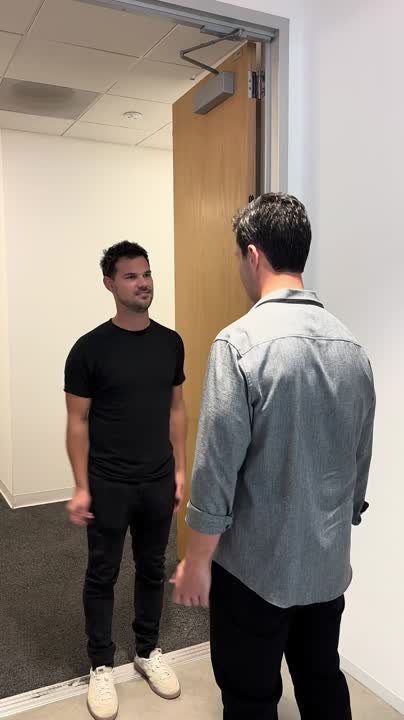 Тейлор Лотнер