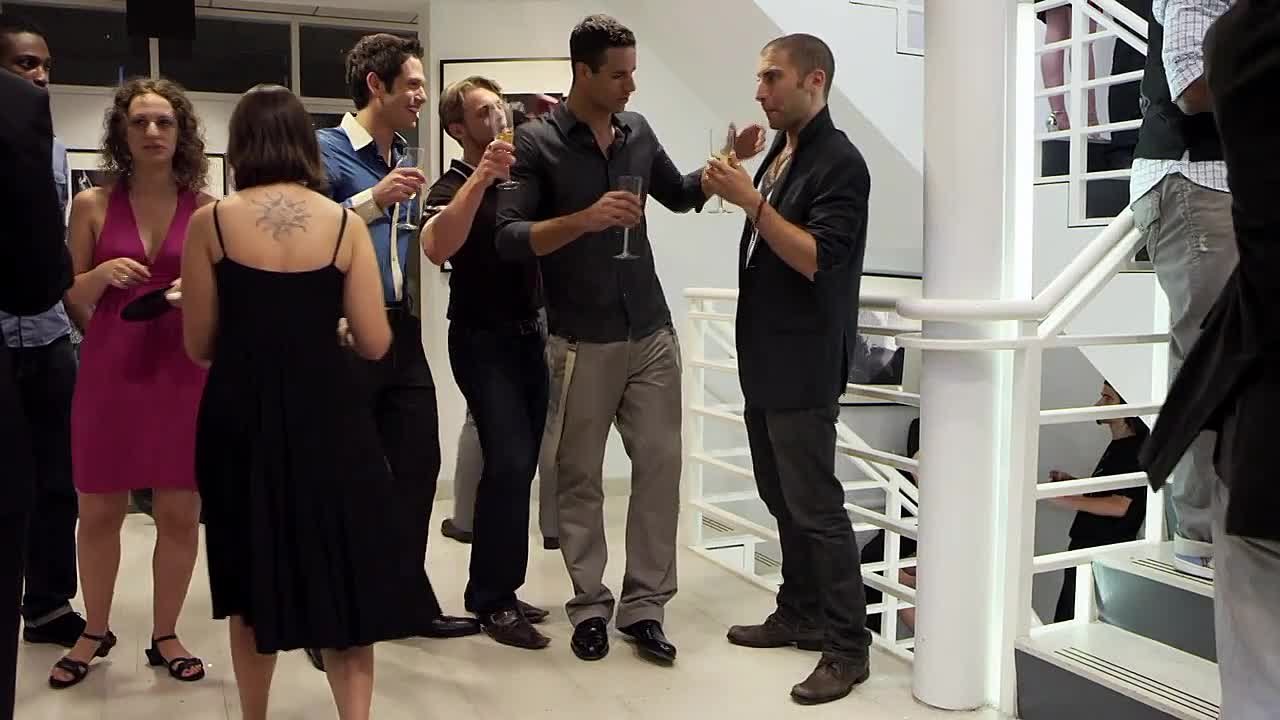 Между мужчинами / In Between Men (2011)