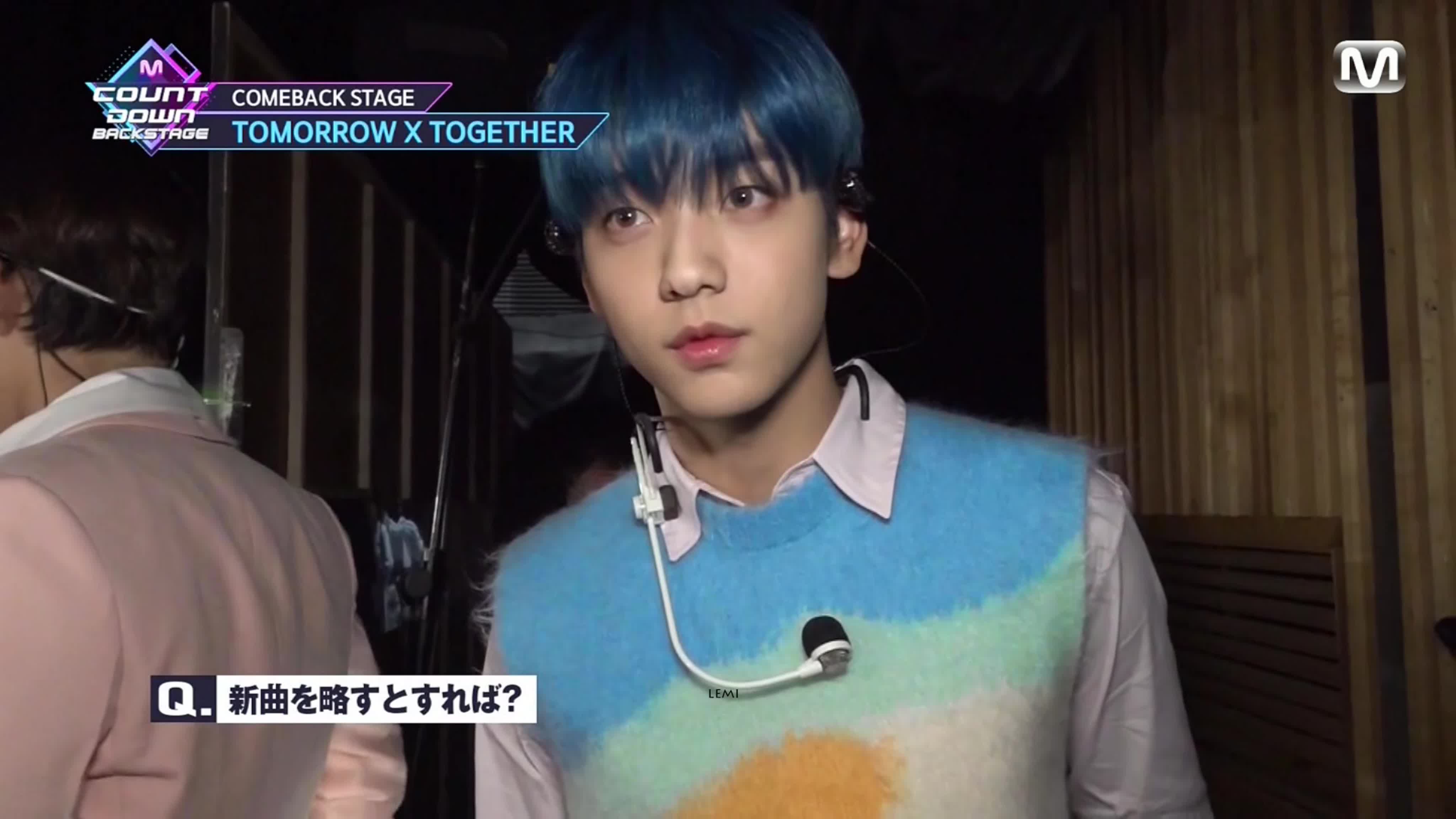 MUSIC SHOWS BEHIND