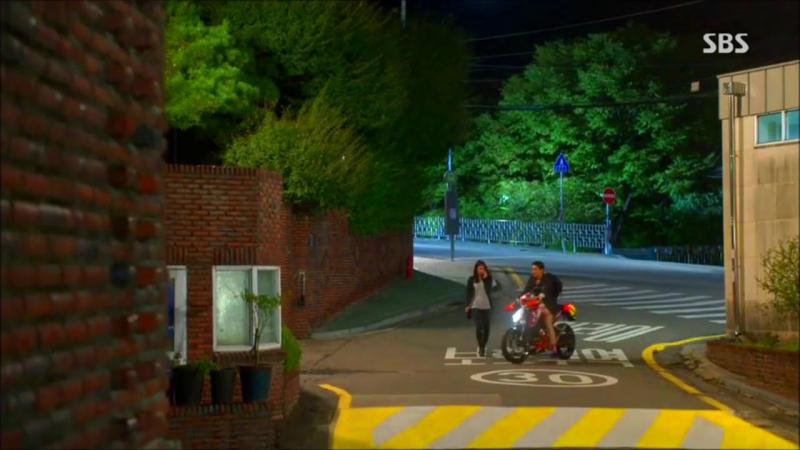 Наследники.  2013г. Ю Корея. Сценарист: Ким Ын Сук