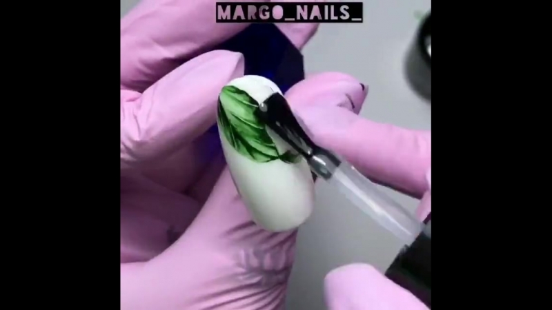 Видео с ногтями