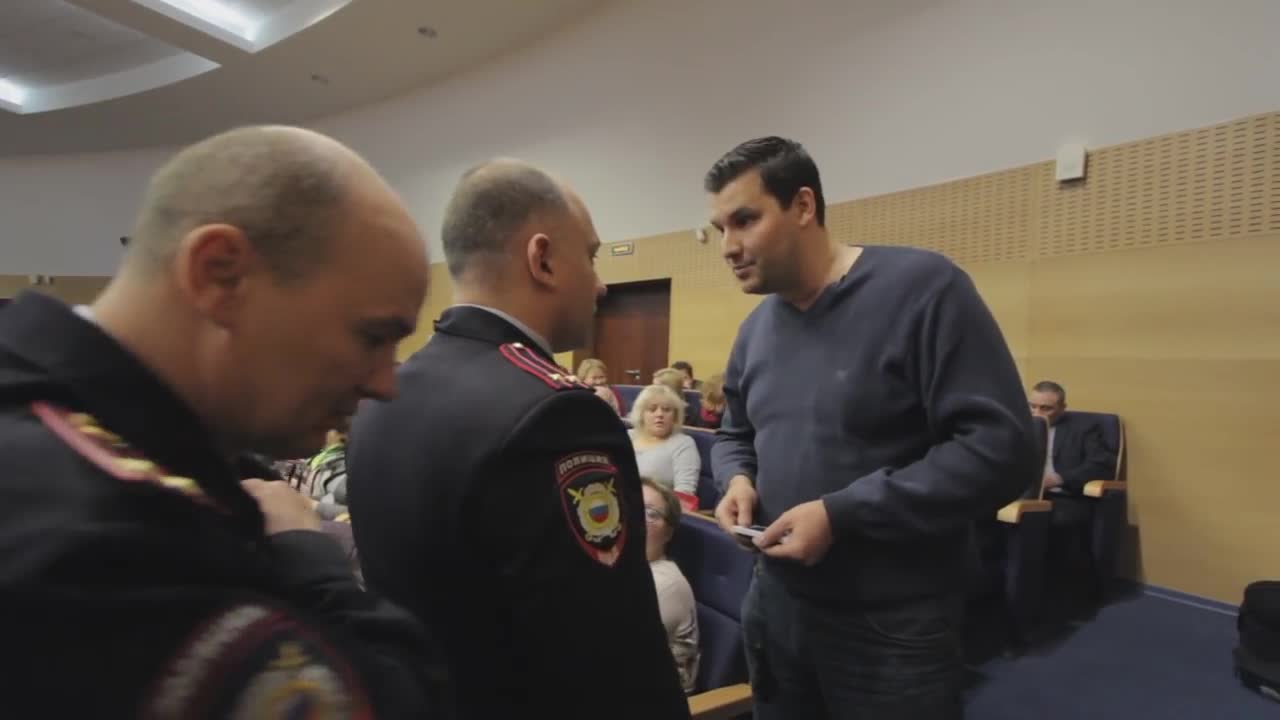 Отчет главы Приморского района перед жителями.