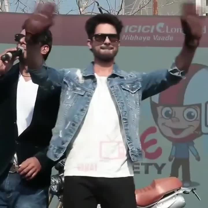 Программы, конференции (читайте переводы в комментариях)