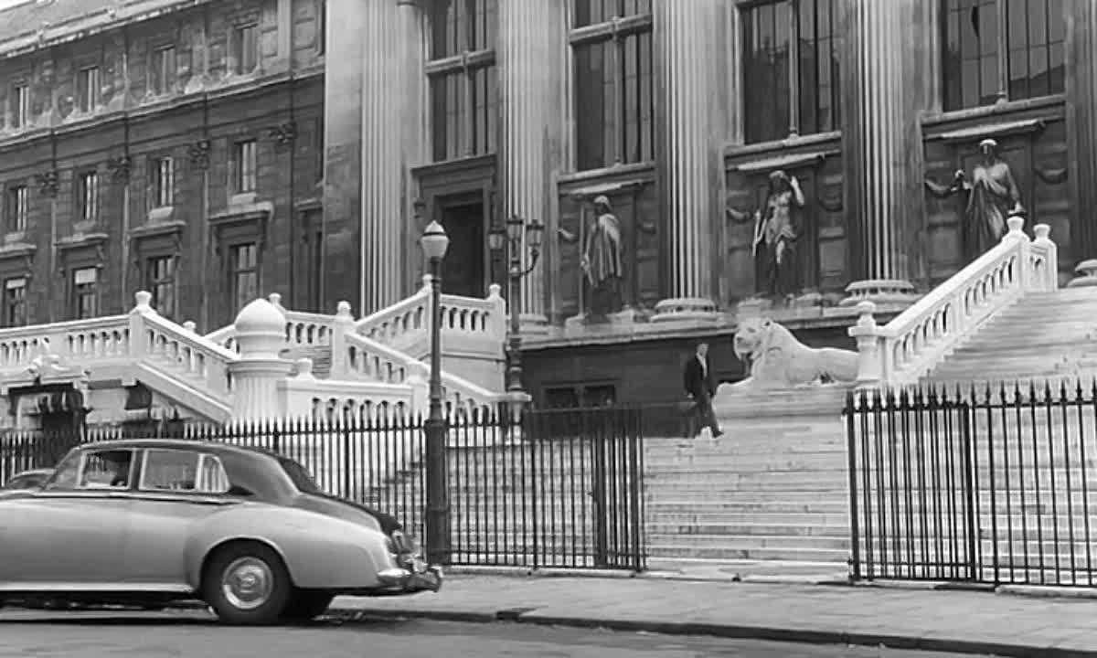 Божественный Луи Дефюнес.