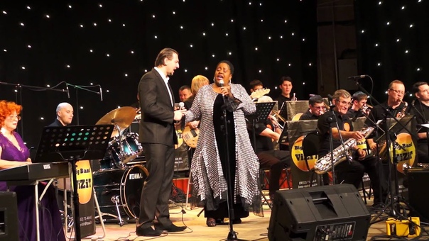 Кармен Бредфорд