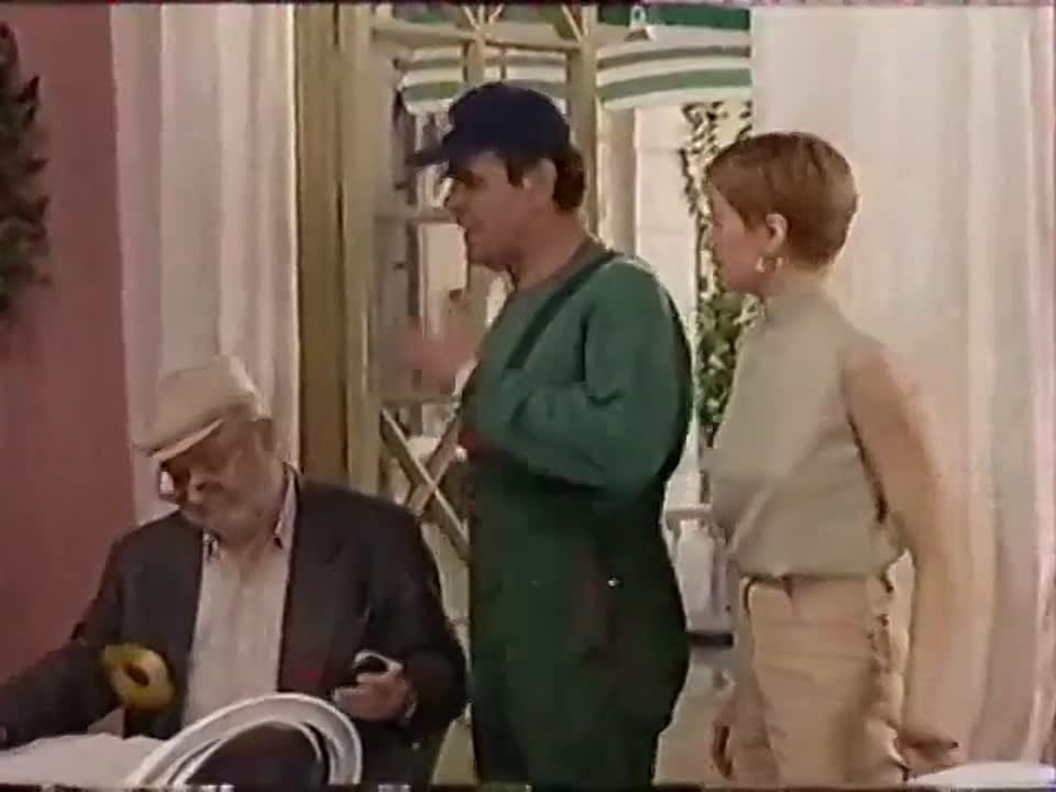 «Кафе «Клубничка» (1997), реж. Юрий Беленький