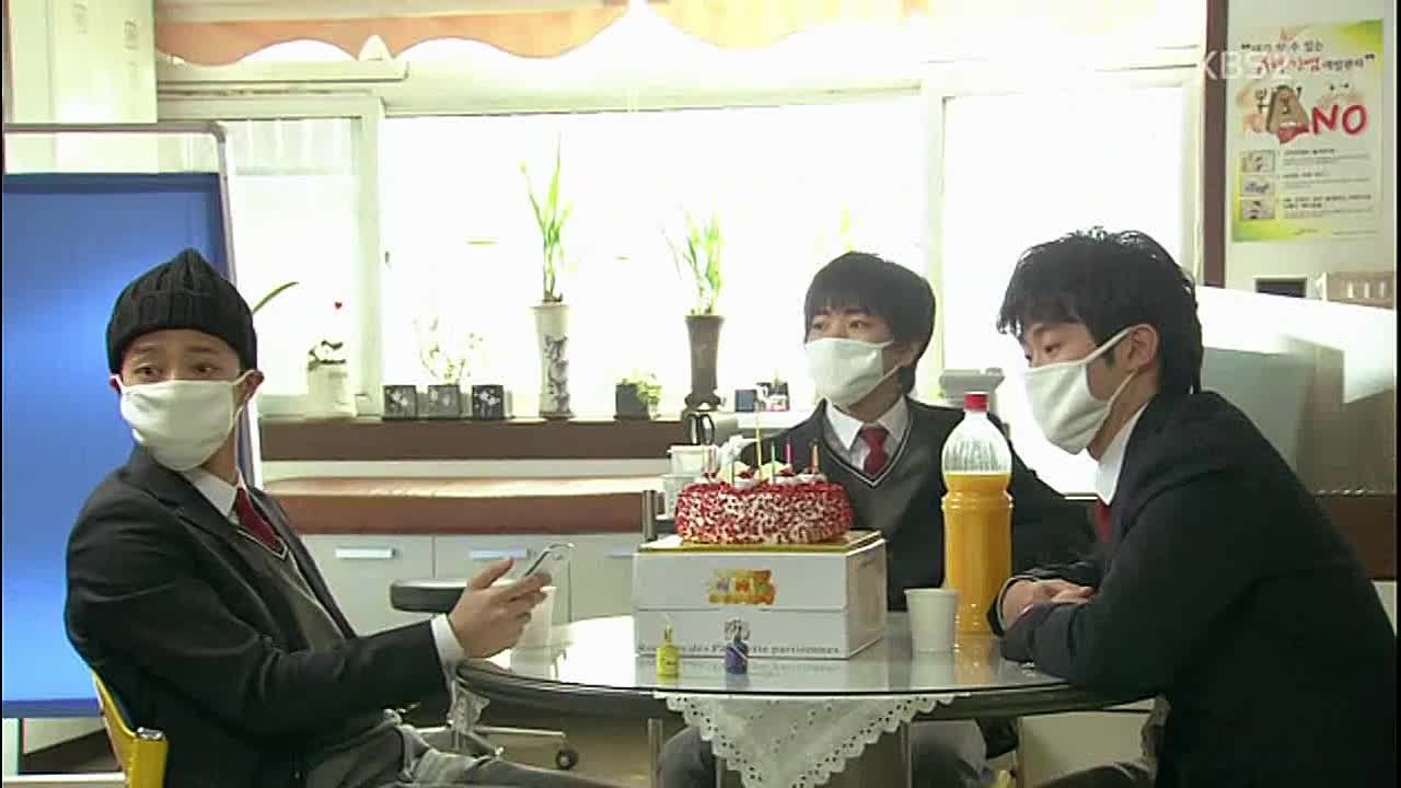 My friend is still alive - Drama Special