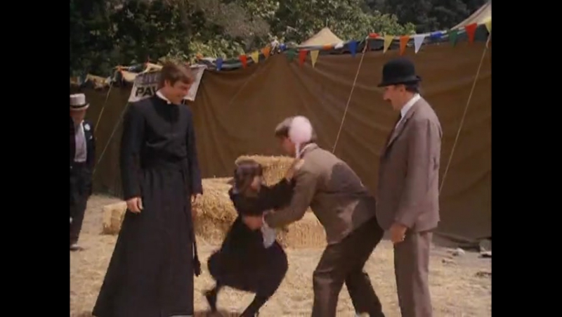 Поющие в терновнике