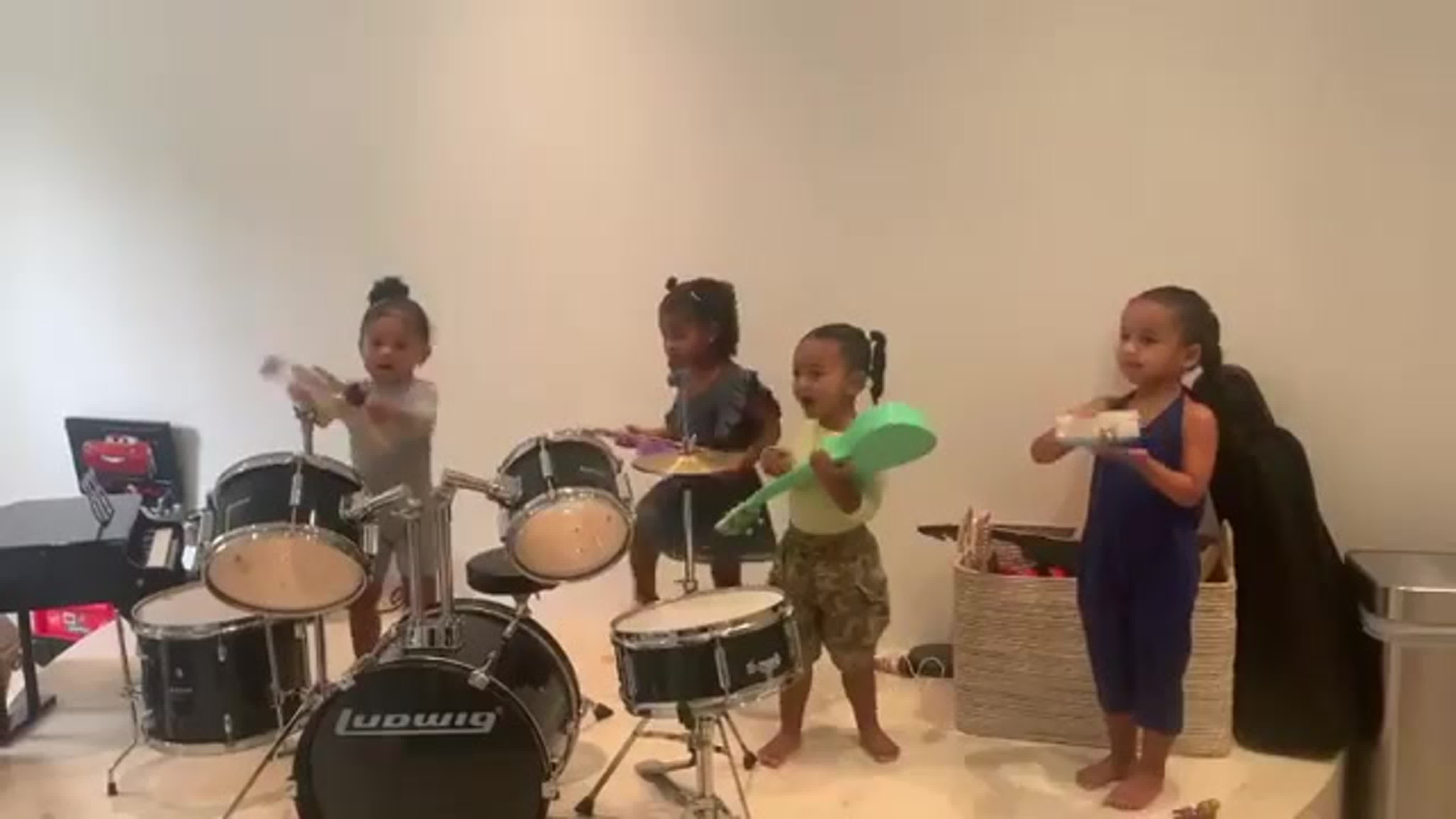 Сторми Вэбстер