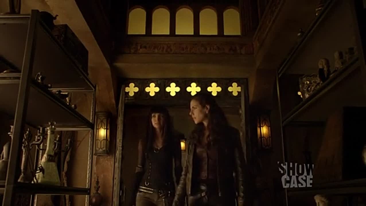 1 сезон (озвучка F-Train)