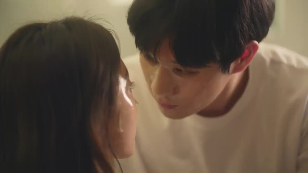 Что мне делать с тобой? / What To Do With You?