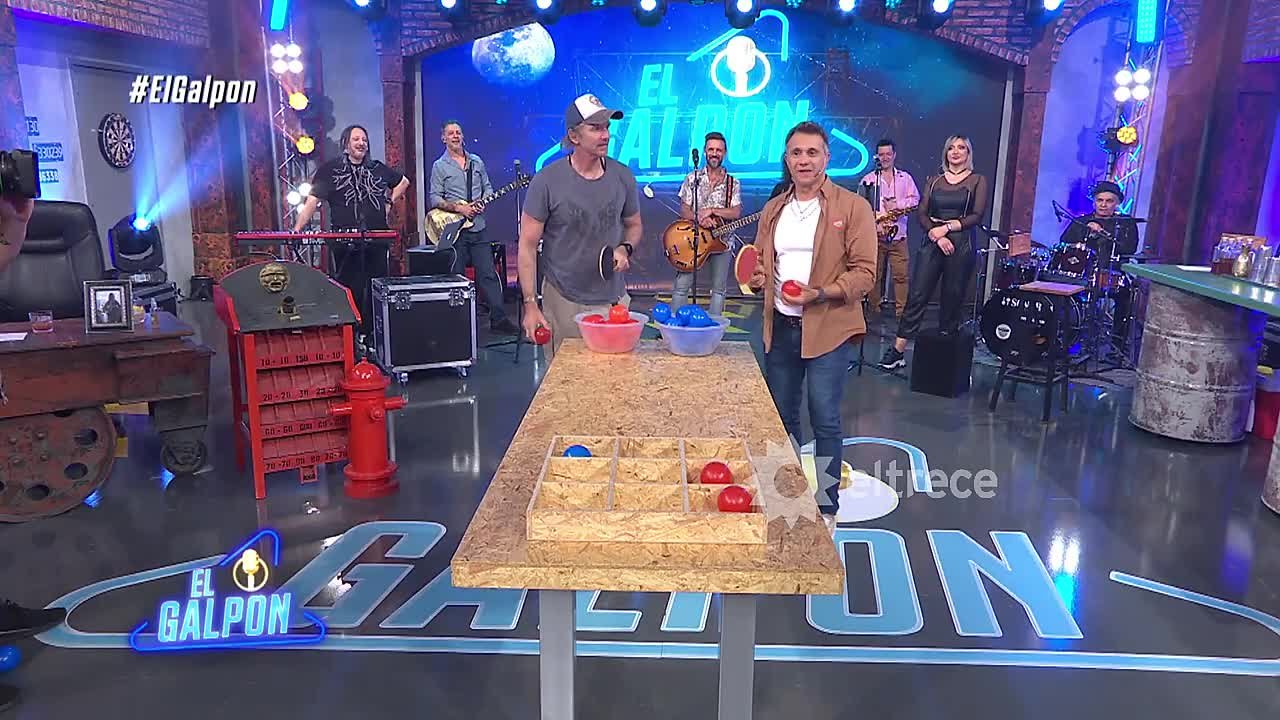 ФАКУНДО НА ПЕРЕДАЧАХ