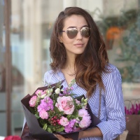 Tamara Kalinic || Glam and Glitter